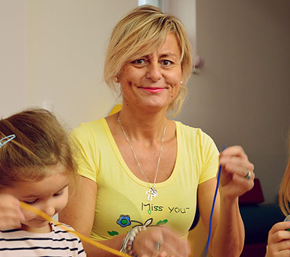 Julka - spoluzakladateľka Deťúrkova a pedagogická asistentka